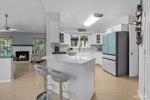 Kitchen - 717 Chestnut Ct, Bartlett, IL 60103 photo 1 of 3