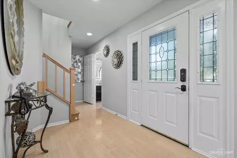 Entry Way - 717 Chestnut Ct, Bartlett, IL 60103 photo 1 of 1