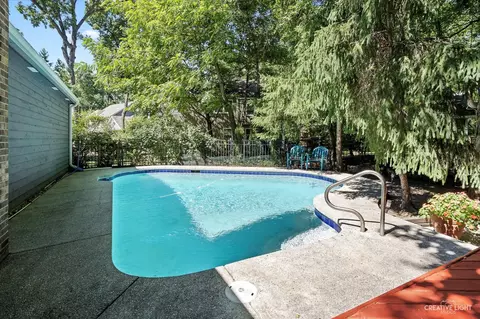 Exterior - 717 Chestnut Ct, Bartlett, IL 60103 photo 3 of 6