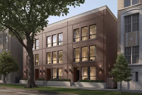 1328 E Hyde Park Blvd, Chicago, IL 60615