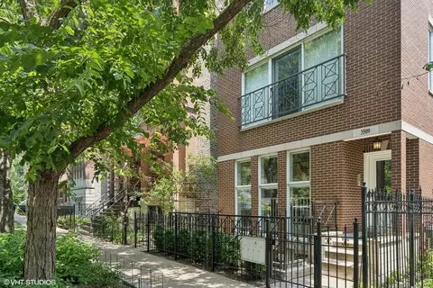 3509 N Fremont St #1, Chicago, IL 60657