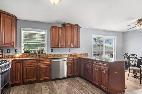 Kitchen - 1415 Lantern Ln, Morris, IL 60450 photo 2 of 2