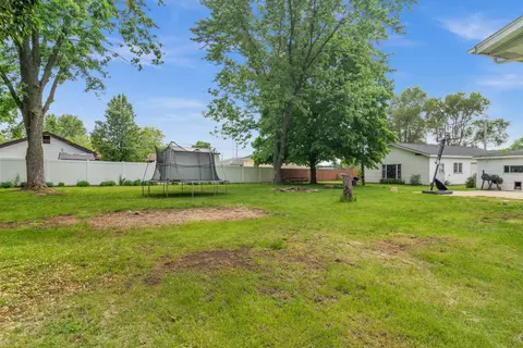 Exterior - 1415 Lantern Ln, Morris, IL 60450 photo 6 of 7