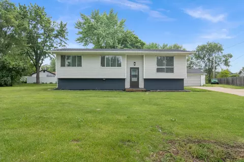 1415 Lantern Ln, Morris, IL 60450