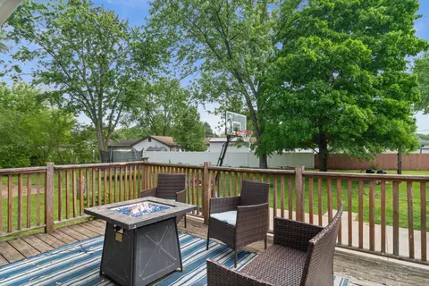 Exterior - 1415 Lantern Ln, Morris, IL 60450 photo 3 of 7