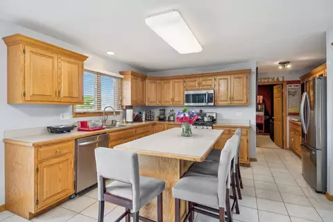 13324 Blackstone Ln, Plainfield, IL 60585 photo 9