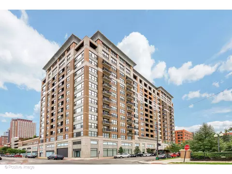 849 N Franklin St #1609, Chicago, IL 60610