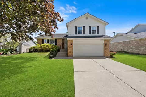 6901 Charnswood Dr, Tinley Park, IL 60477