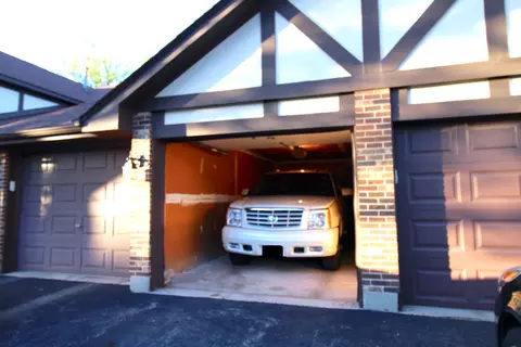 1033 Harbour Ct #2A, Wheeling, IL 60090 photo 27