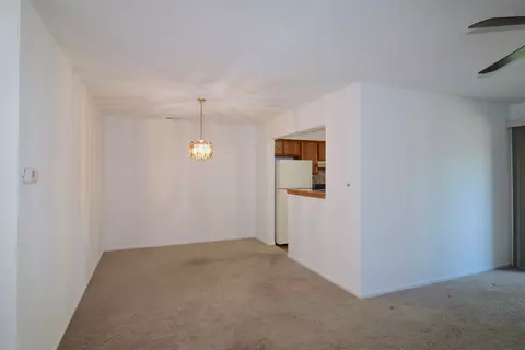 1033 Harbour Ct #2A, Wheeling, IL 60090 photo 11