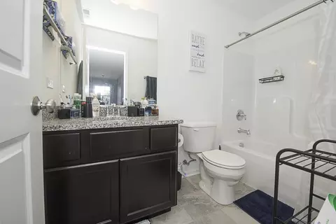 Bath - 6804 Whisper Glen Dr, Plainfield, IL 60586 photo 5 of 5