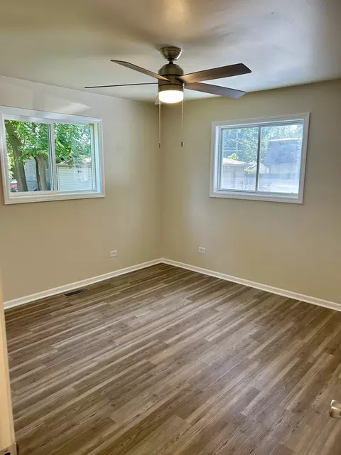 16413 Trumbull Ave, Markham, IL 60428 photo 9