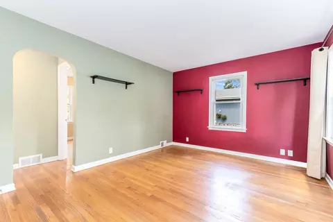 602 Mountain St, Aurora, IL 60505 photo 6