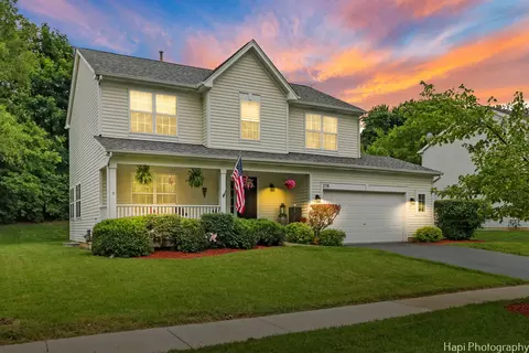 258 E Old Mill Trl, Antioch, IL 60002