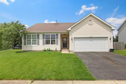311 Prairie Dr, Harvard, IL 60033