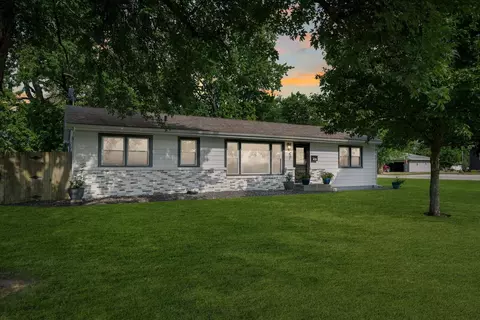 503 S Lawrence St, Gibson City, IL 60936