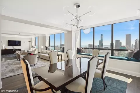 180 E Pearson St #5405, Chicago, IL 60611 photo 4