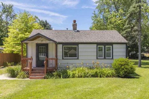 3 S474 Steadman Ave, Warrenville, IL 60555