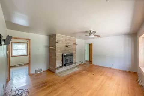 Living - 3235 E Red Oak Ln, Crete, IL 60417 photo 1 of 6
