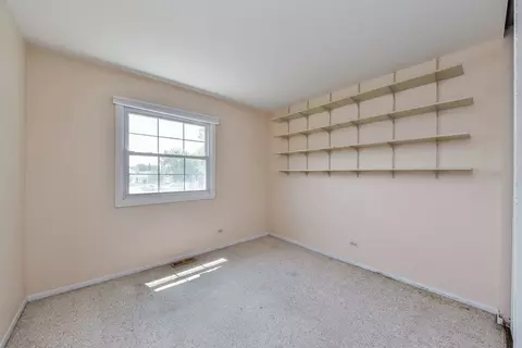 Bedroom - 1402 Bow String Ct, Carol Stream, IL 60188 photo 5 of 5