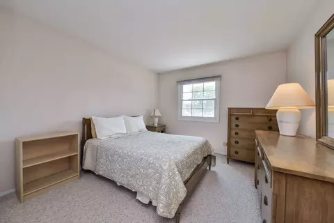 Bedroom - 1402 Bow String Ct, Carol Stream, IL 60188 photo 3 of 5