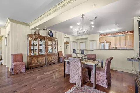 Dining - 1 Itasca Pl #407, Itasca, IL 60143 photo 1 of 2