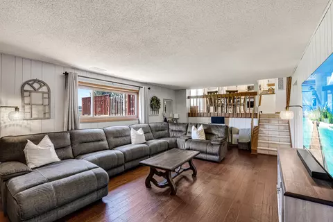 Living - 3425 193rd St, Lansing, IL 60438 photo 4 of 5