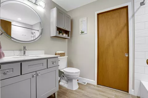 Bath - 3425 193rd St, Lansing, IL 60438 photo 2 of 2
