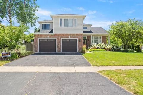 12 Picnic Ct, Bolingbrook, IL 60490