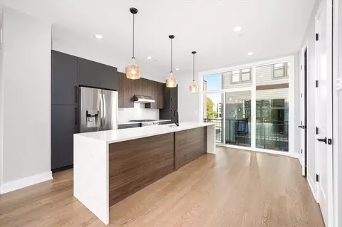 Kitchen - 4442 S Drexel Blvd #E, Chicago, IL 60653 photo 5 of 6