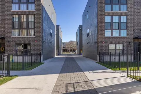 Other - 4442 S Drexel Blvd #E, Chicago, IL 60653 photo 7 of 7