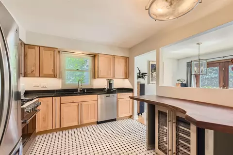 Kitchen - 1365 Freeman Rd, Hoffman Estates, IL 60192 photo 1 of 3