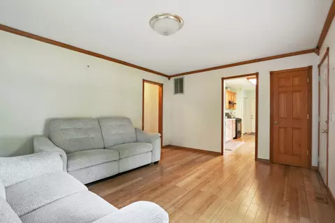 3211 York Dr, Champaign, IL 61821 photo 8