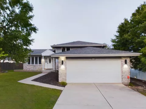 1924 Connie Dr, Crest Hill, IL 60403