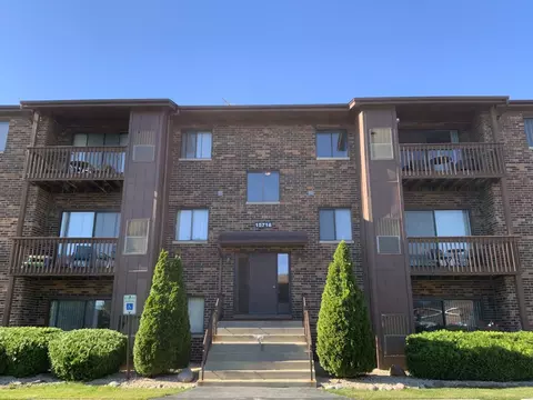 15718 Peggy Ln #6, Oak Forest, IL 60452