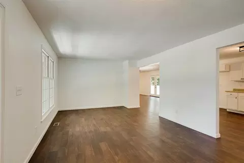 808 Landau Ln, Normal, IL 61761 photo 4