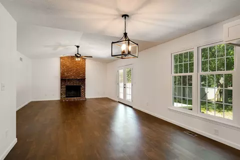 808 Landau Ln, Normal, IL 61761 photo 6