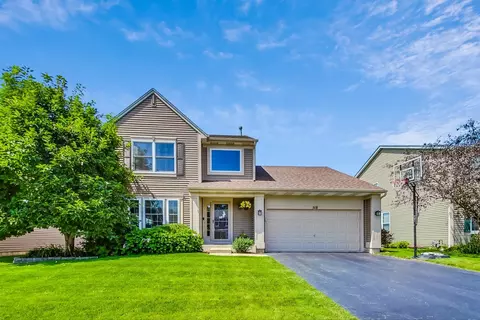 518 S Collins St, South Elgin, IL 60177