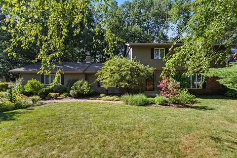 140 Lake Rd, Seymour, IL 61875