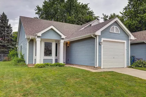 12 Copper Ct, Glendale Heights, IL 60139