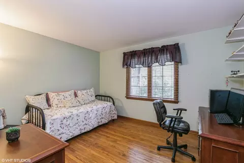 Undisclosed, Olympia Fields, IL 60461 photo 10