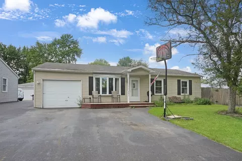 307 Geissler St, Lockport, IL 60441
