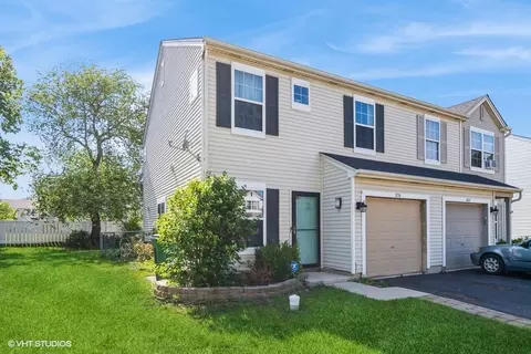 258 W Savannah Dr, Romeoville, IL 60446