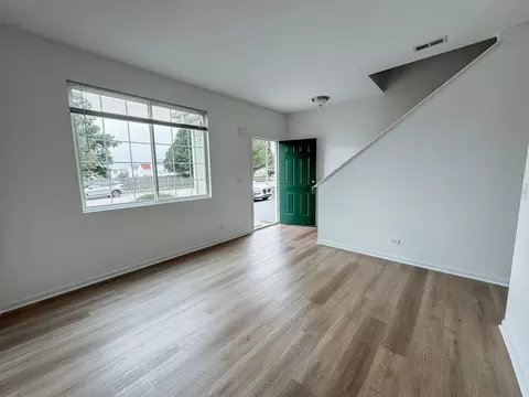 825 Daniel Dr, Minooka, IL 60447 photo 2