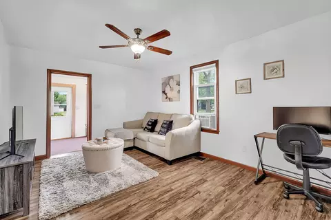 Living - 602 Depot St, Mazon, IL 60444 photo 2 of 2