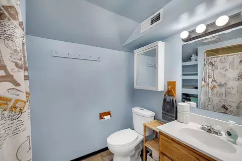 Bath - 602 Depot St, Mazon, IL 60444 photo 1 of 1