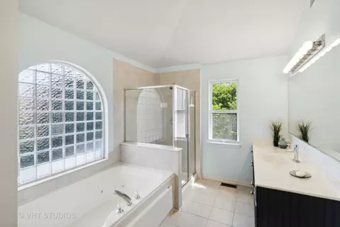 2130 Broadsmore Dr, Algonquin, IL 60102 photo 18