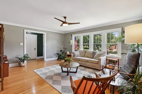 1503 S Cora St, Des Plaines, IL 60018 photo 3