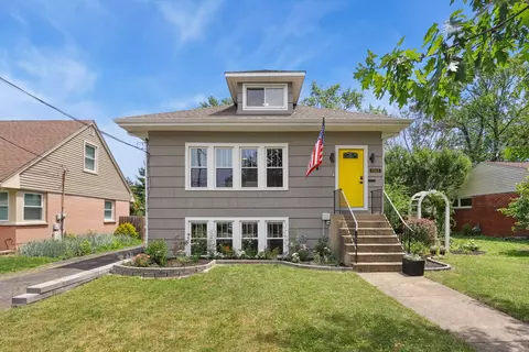 1503 S Cora St, Des Plaines, IL 60018