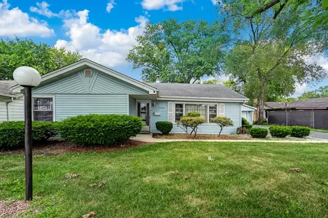 11606 S Ridgeland Ave, Worth, IL 60482